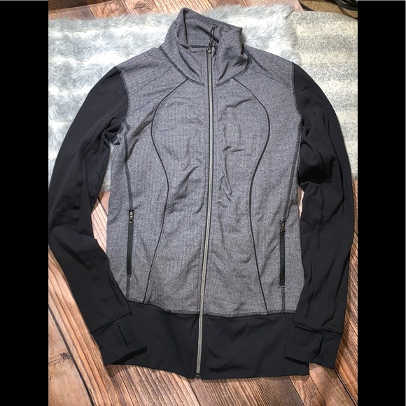 lululemon athletica Jackets & Blazers - Lululemon gray & black zip up jacket